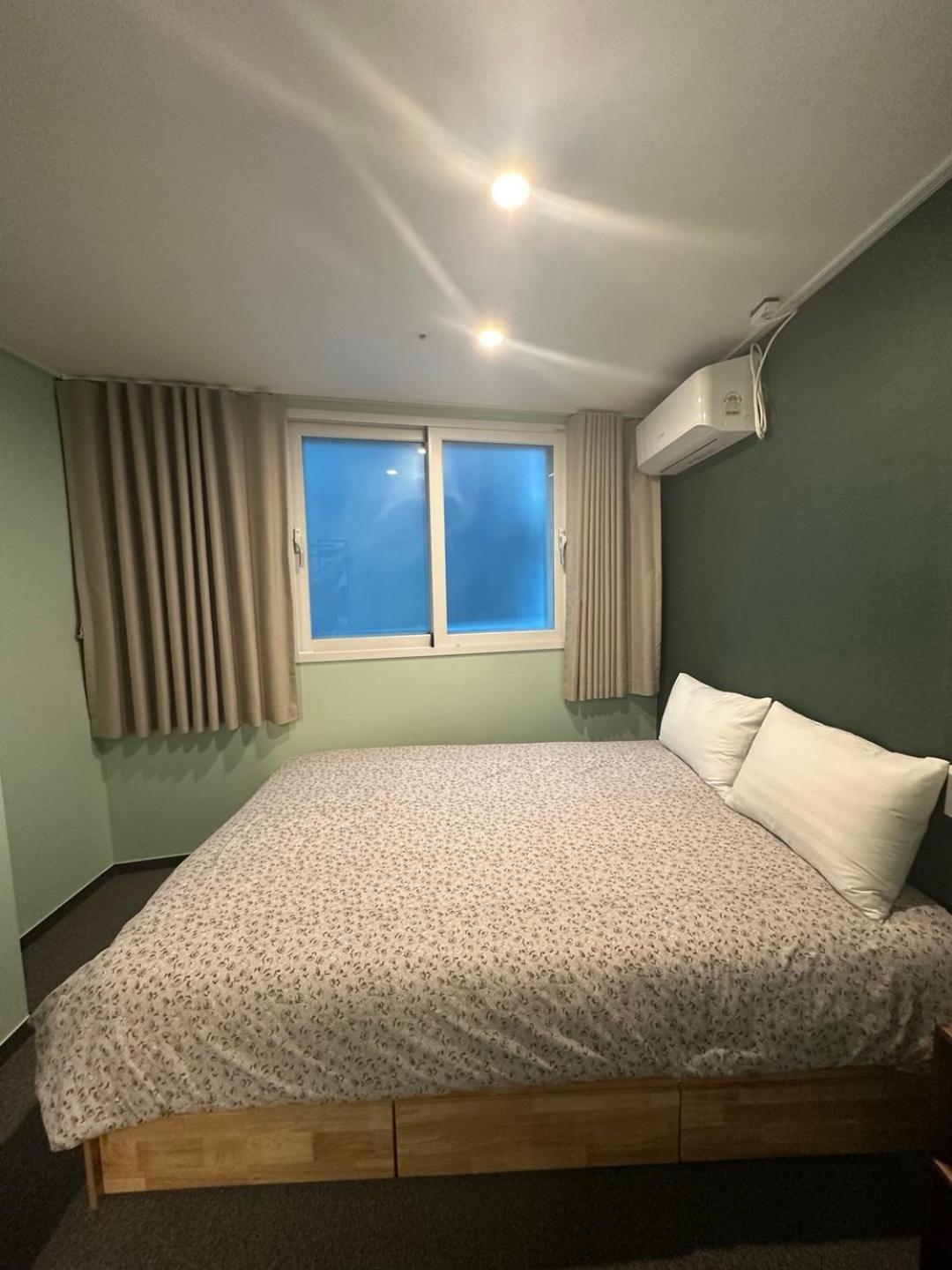 R Guesthouse Jongmyo Seul Dış mekan fotoğraf
